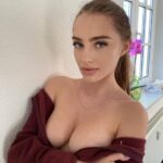 Девушка на час