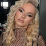 Эскорт-модель