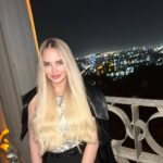 Эскорт-модель