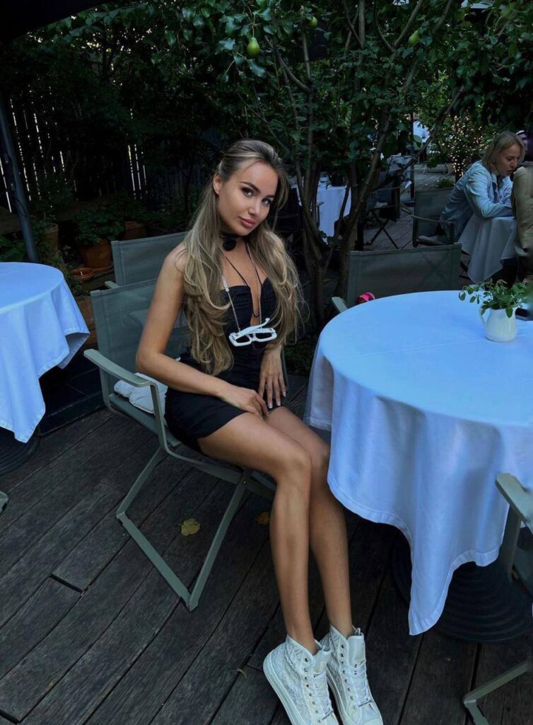 VIP эскорт в Москве