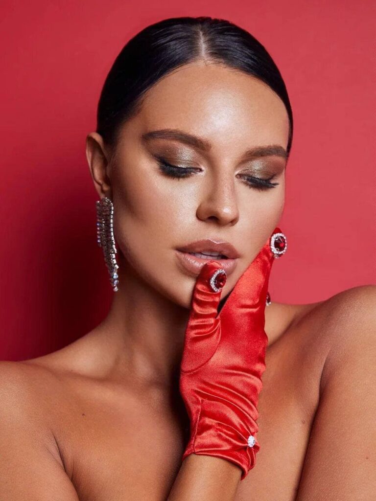 Девушка на час