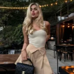 Эскорт-модель