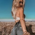 Эскортница