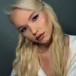 Девушка на час