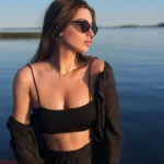 Эскорт-модель