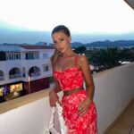 Эскорт-модель