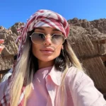 Девушка на час